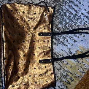 MCM LARGE TOTE BAG